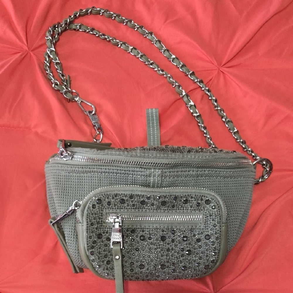 Steve Madden Olive Crossbody Bag with Chain Strap
